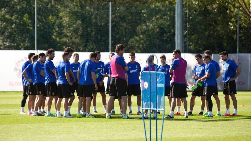 La plantilla azul, en el entrenamiento del lunes.