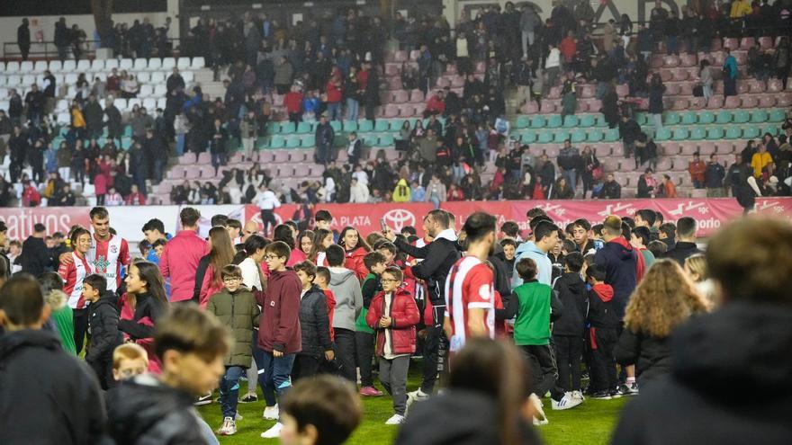 GALERÍA | El partido del Zamora CF - Real Avilés, en imágenes