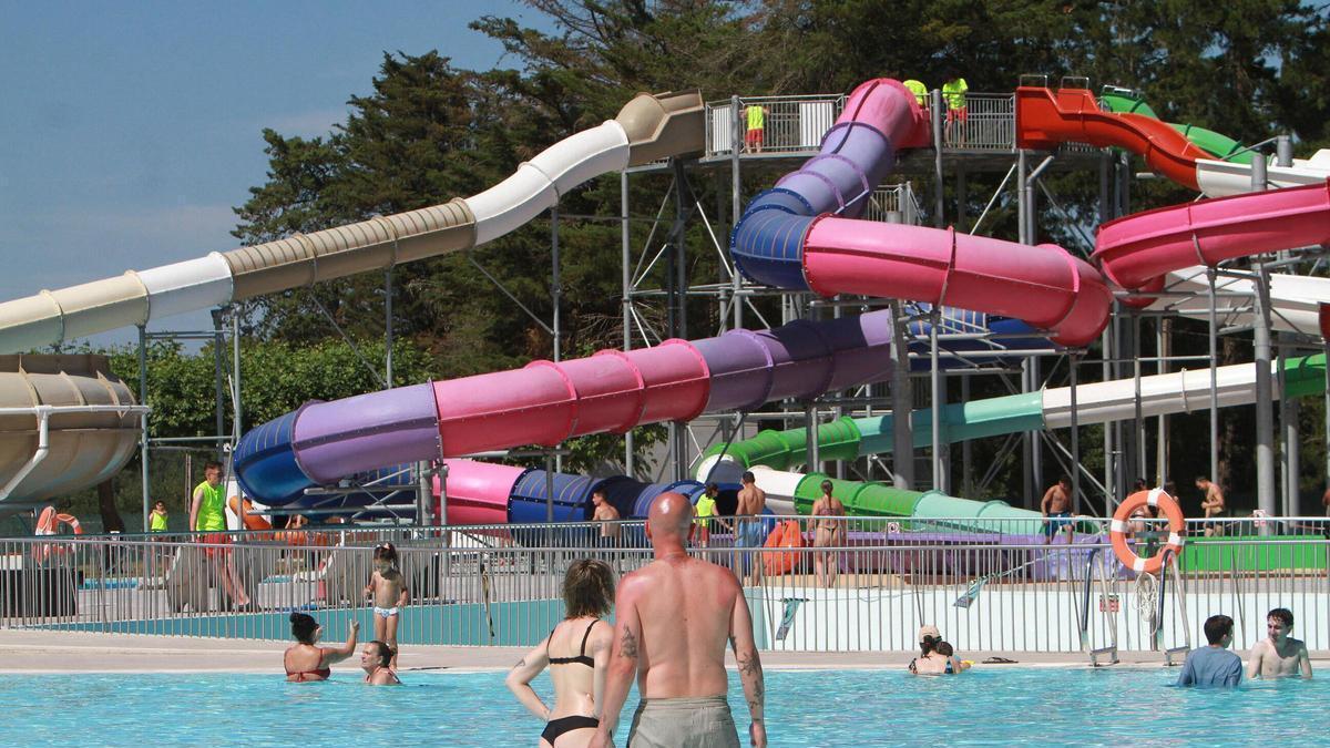 Monterrei abre su parque acuático para sobrellevar las altas temperaturas