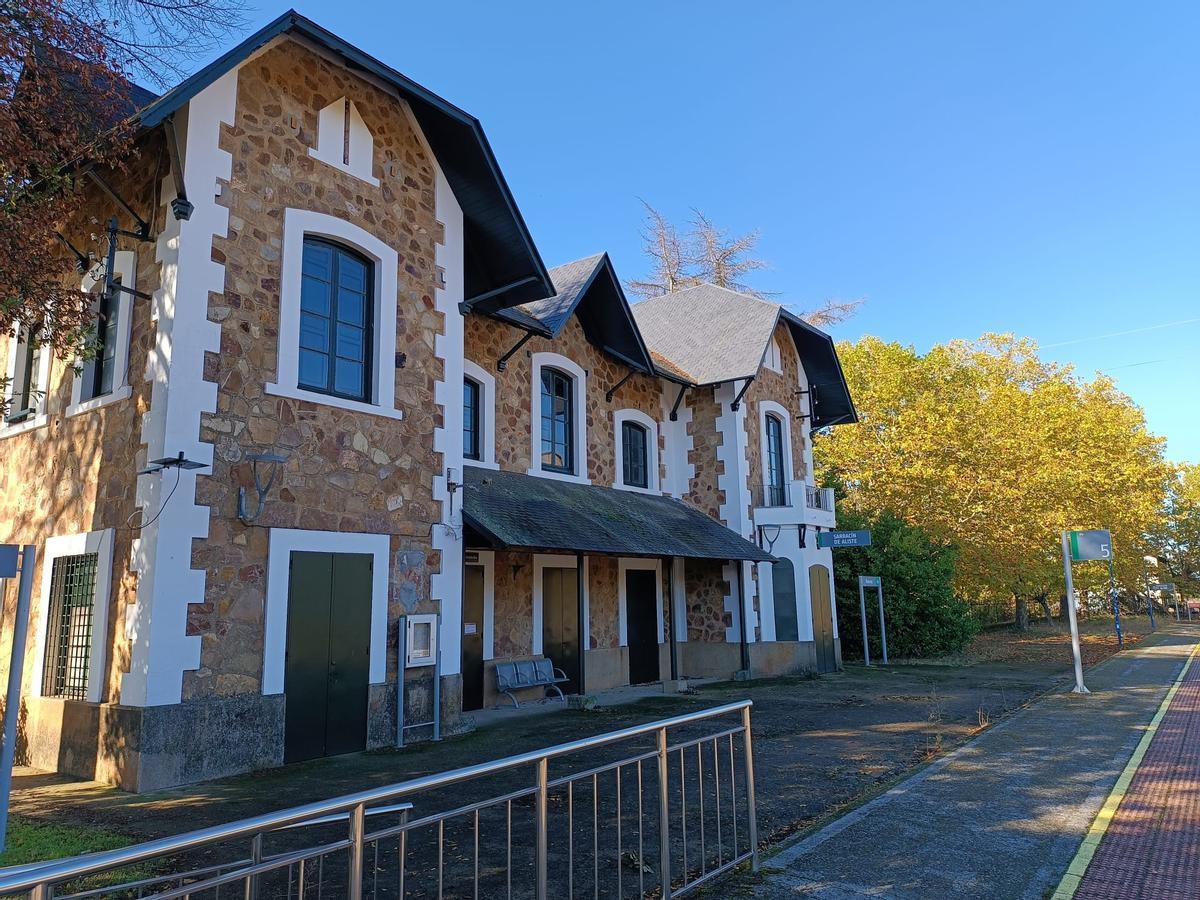 Estación de Sarracín donde paraba el Tren Correo