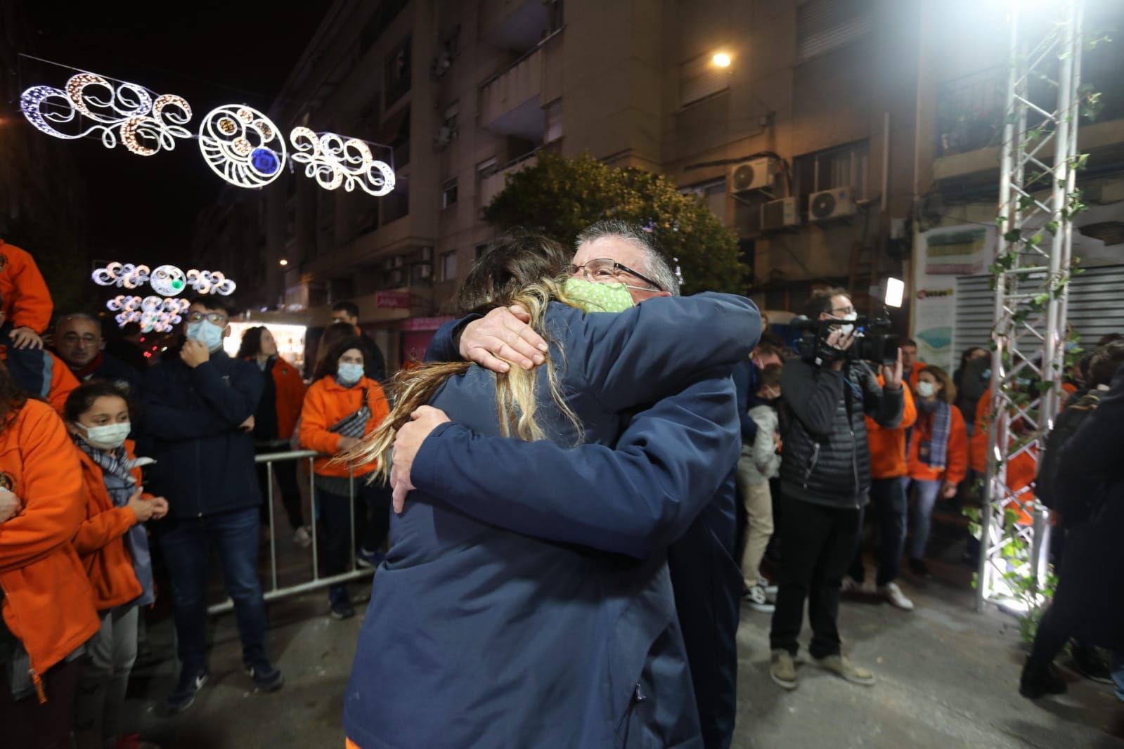 Desbordante alegría en la falla Gayano Lluch