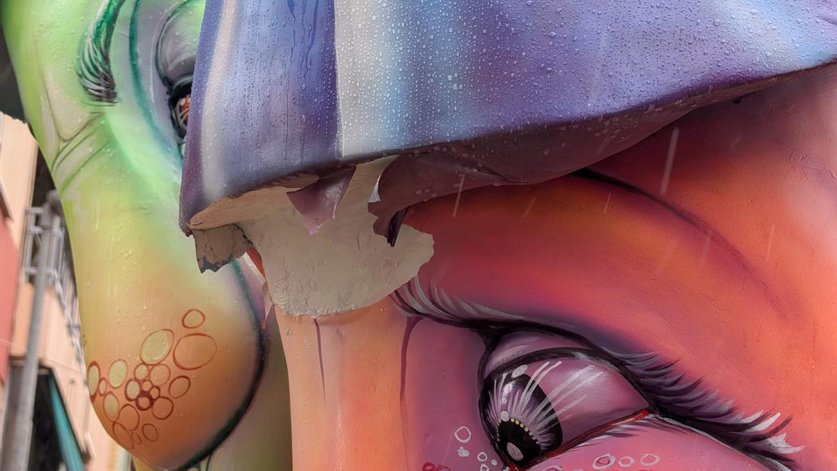 Detalle de una de las figuras de la falla Molina Claret.