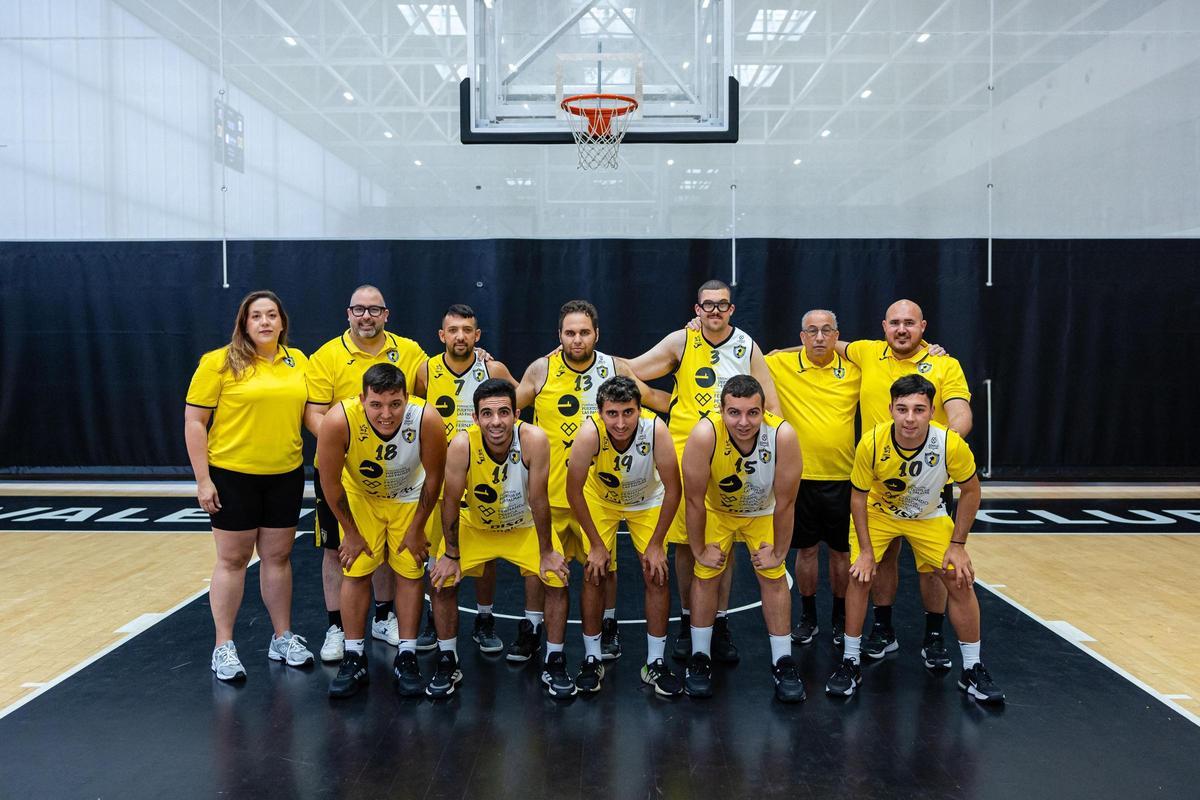 El Interisleta Gran Canaria  se proclamó subcampeón de España de Baloncesto Adaptado en Segunda Adaptada y logró el ascenso a Primera Adaptada.