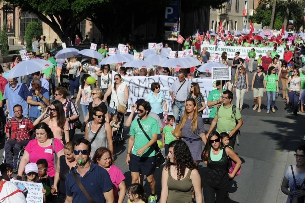 La protesta de educación en Murcia, en imágenes