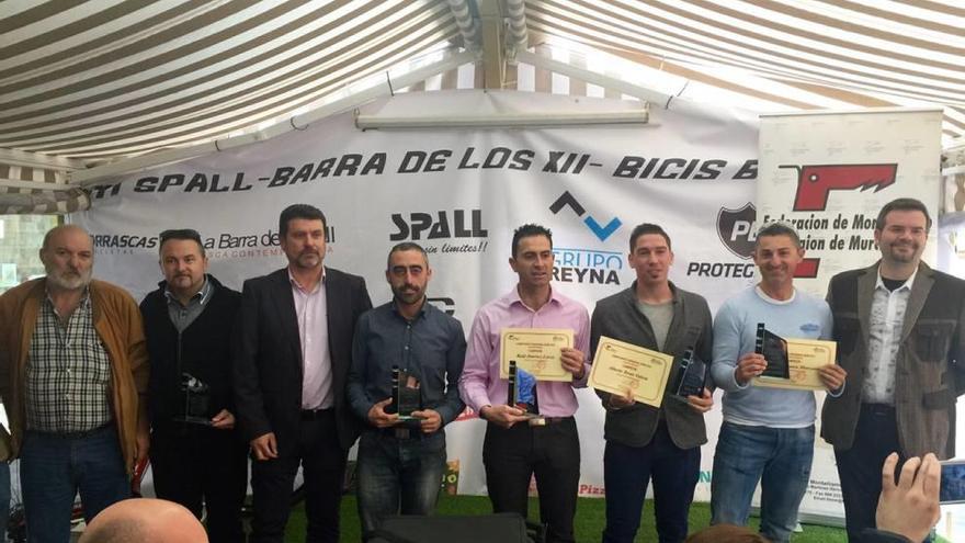 Alberto Tovar, Raúl Jiménez y Antonio Saura, reconocidos por sus campeonatos.