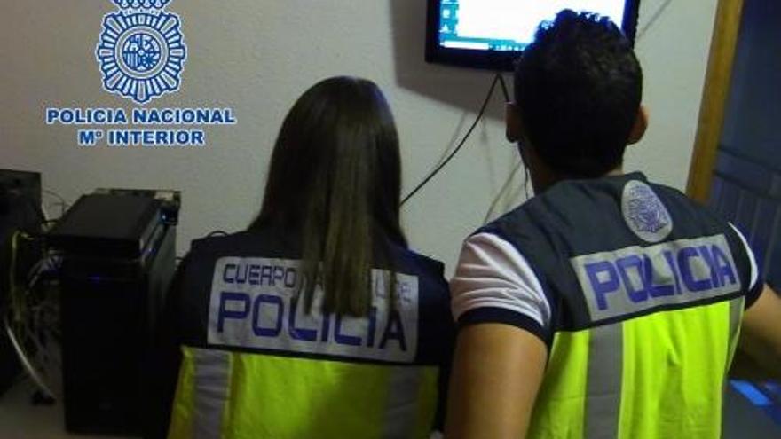 Los dos detenidos distrubuían hasta 15.000 canales de forma ilegal.