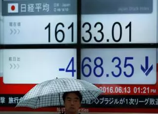 La bolsa de Japón cae más de un 12 por ciento en su peor jornada desde 1987