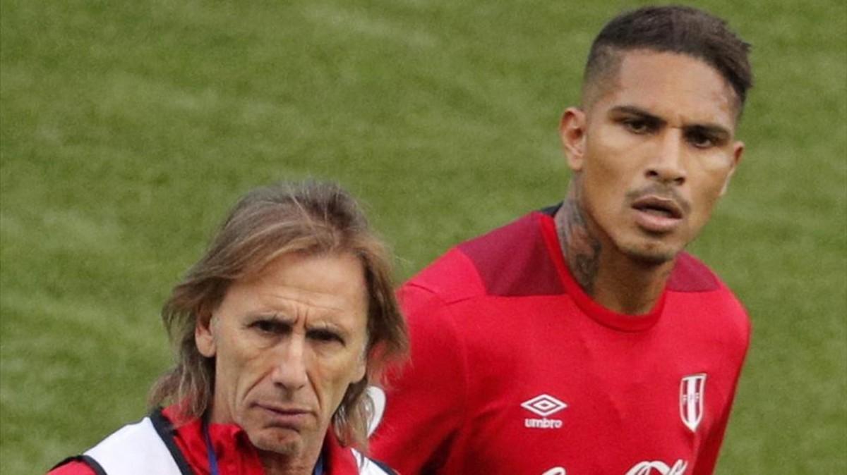 La gran duda de Perú para el duelo ante Francia es la titularidad de Guerrero