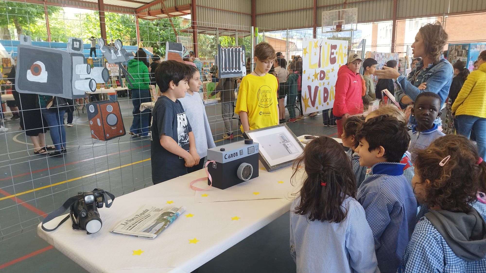 Feria del Arte en el Colegio Reconquista de Cangas de Onís