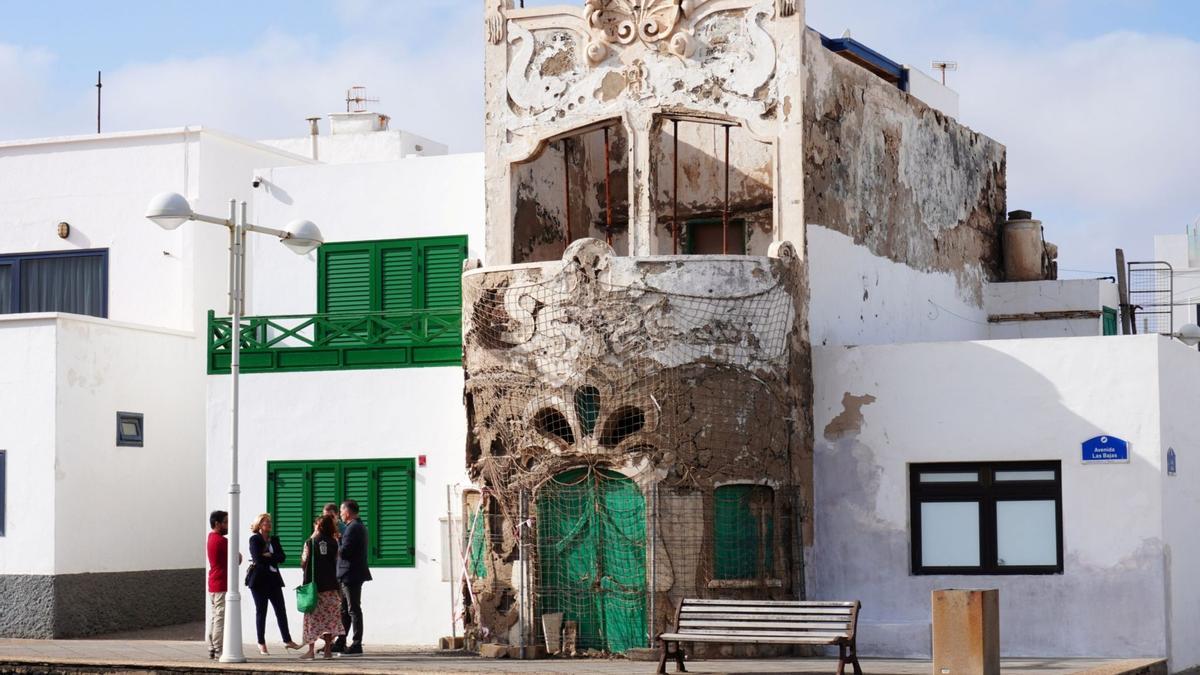 Casa del cura en Caleta de Famara, el único edificio modernista en Lanzarote