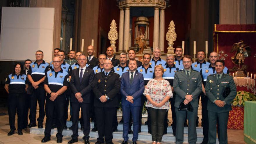 Gáldar reconoce la labor de servicio de los agentes de la Policía Local