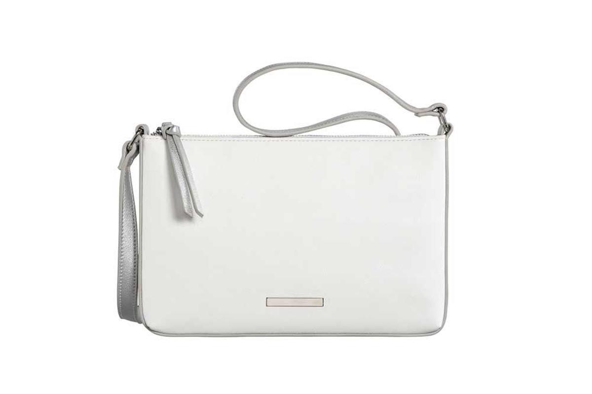 Bolso blanco de C&amp;A. (Precio: 12, 90 euros)