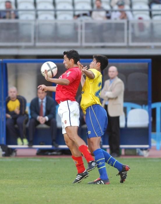 TEMPORADA 2004 -05. LIGA DE 2ª DIVISION B. 31ª ...