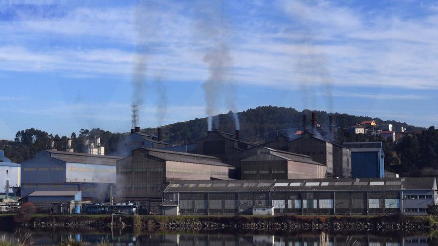 Ferroatlántica plantea a los trabajadores un ERTE que afecta a las plantas de Arteixo y Cantabria