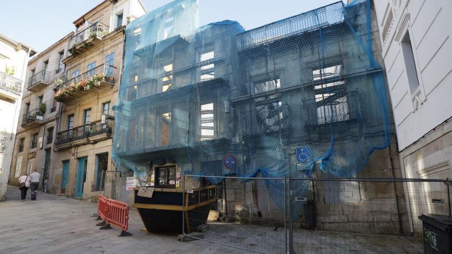 Dan comienzo las obras en los edificios de la Rúa Real que albergarán Down Vigo