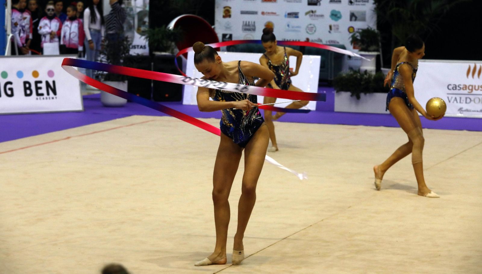 En imágenes | La mejor gimnasia rítmica de España se cita en Zaragoza