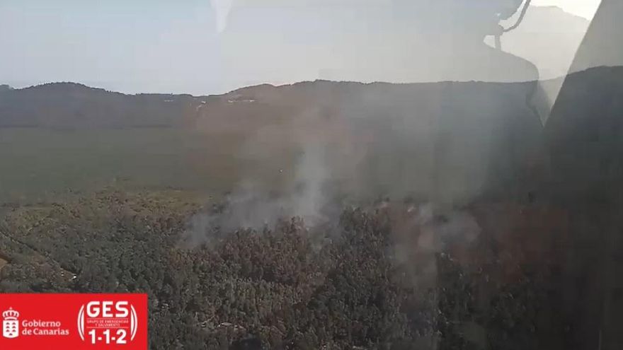 The evacuated people will remain evacuated preventively until the evolution of the Tenerife fire is assessed.