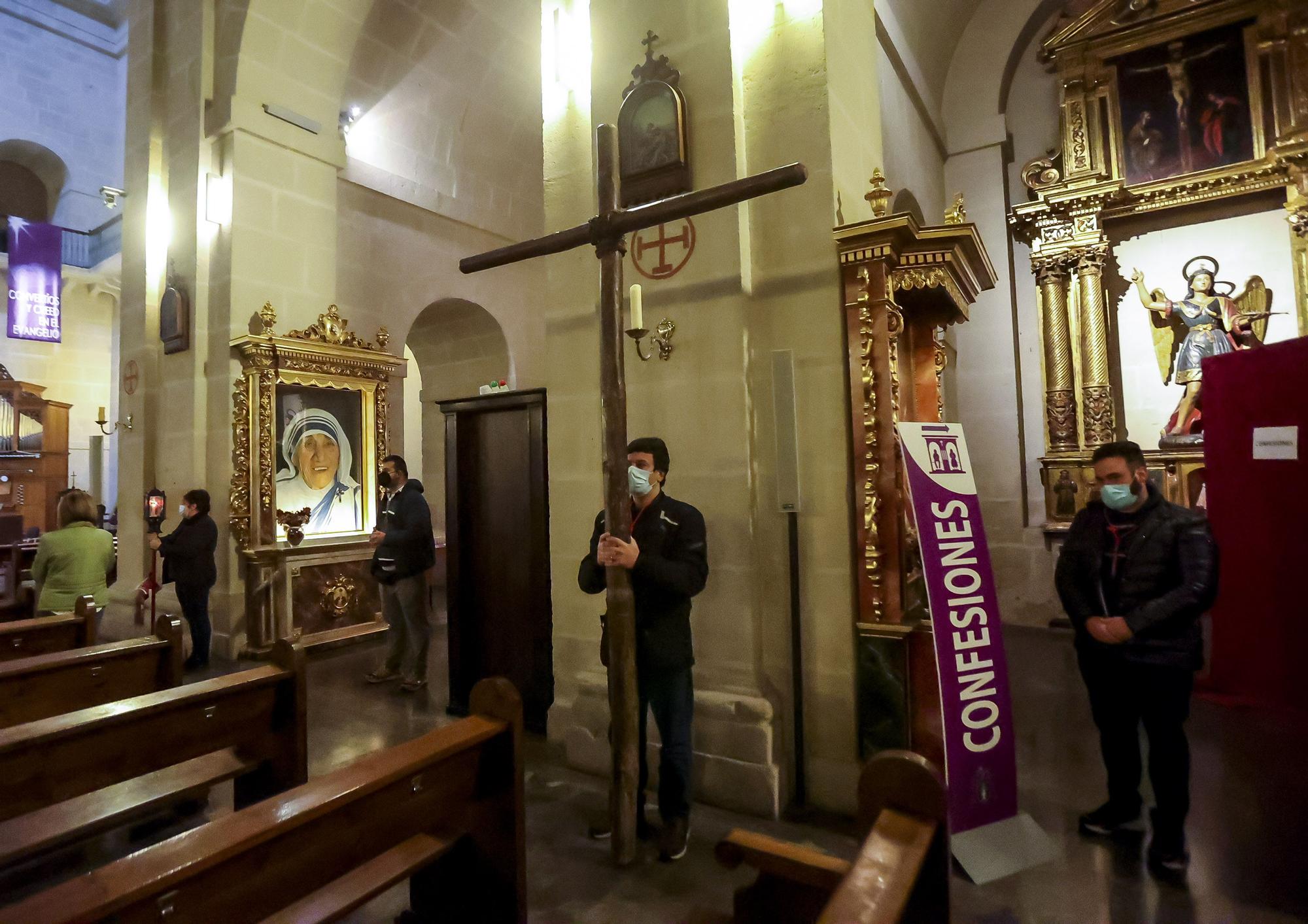 Vía Crucis de la hermandad de El Perdón