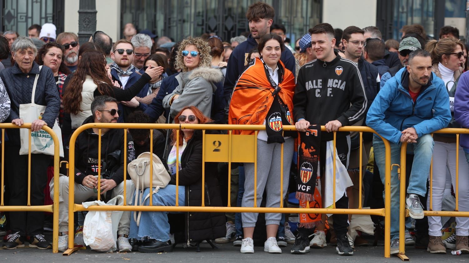 Búscate en la mascletà del 2 de marzo