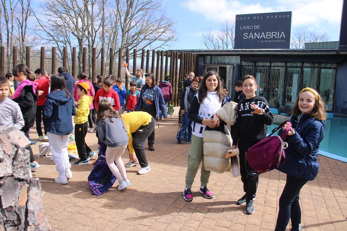 GALERÍA | Escolares de Sanabria descubren el proyecto “Lake trek" GALERÍA | Escolares de Sanabria descubren el proyecto “Lake trek"