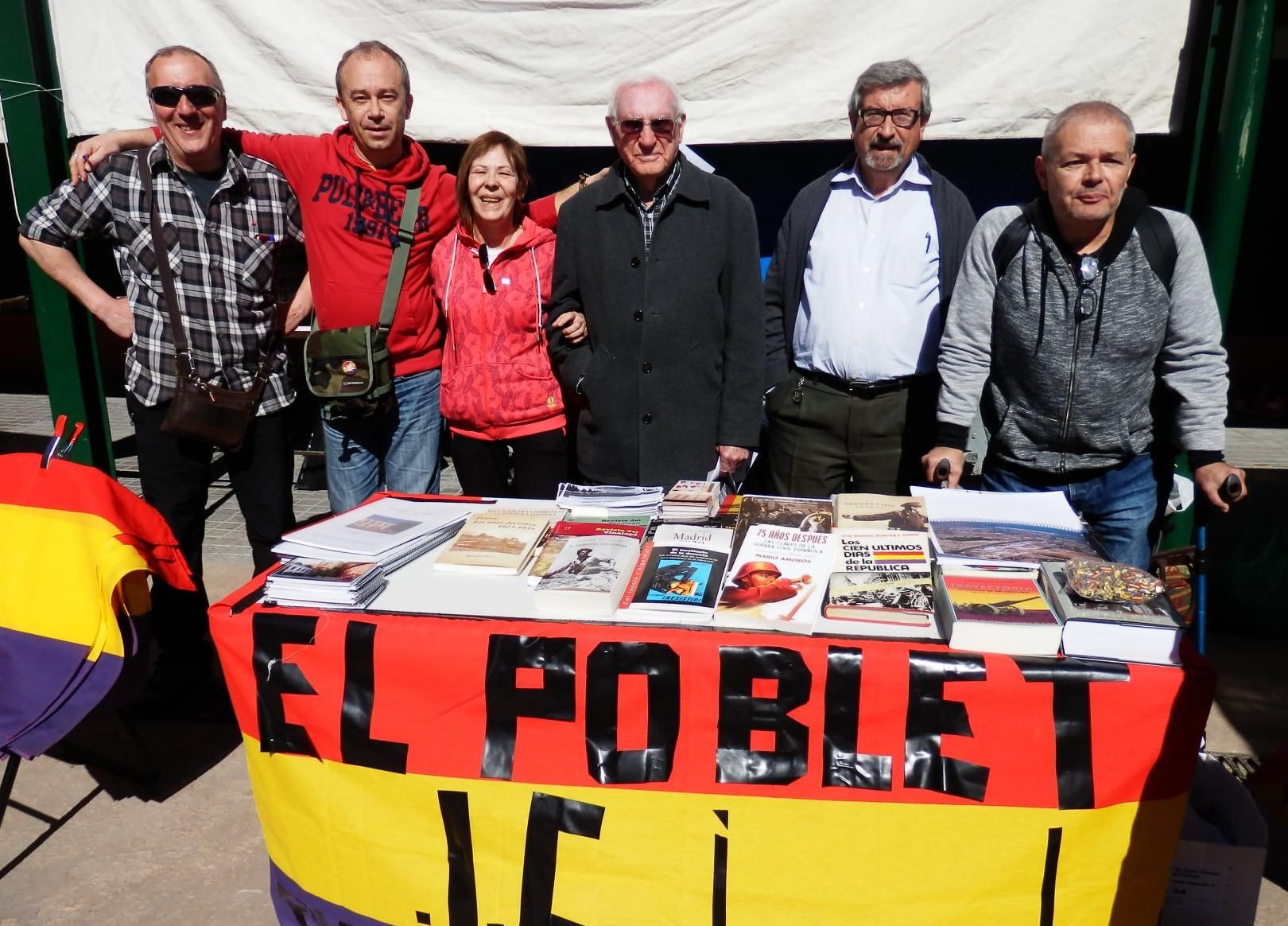 Florencio Yáñez -en el centro de la imagen- durante un acto de EU en Petrer.