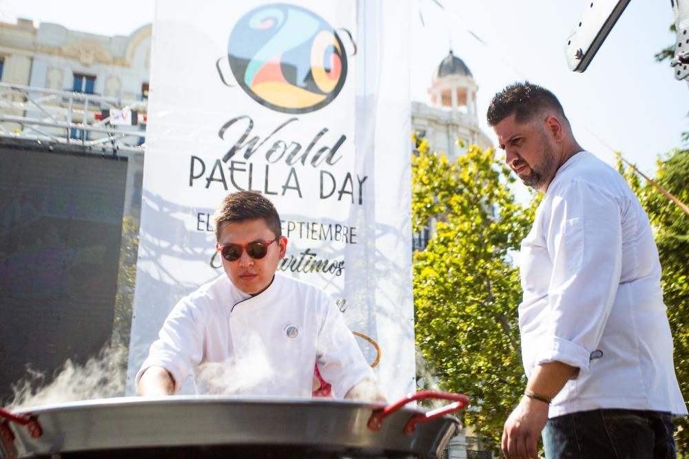 'Paella Day' en la Plaza del Ayuntamiento