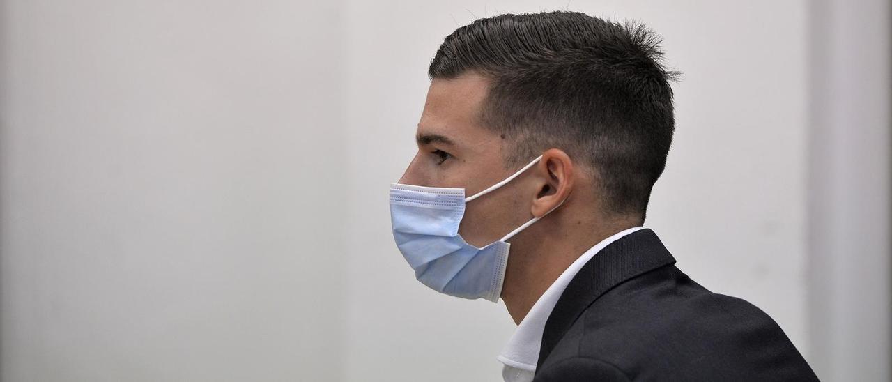 Santi Mina, durante el juicio en el que resultó condenado por abuso sexual