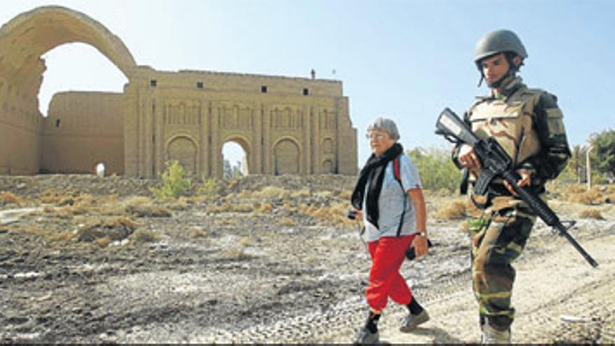 Los primeros turistas occidentales pasean por todo Irak en seis años