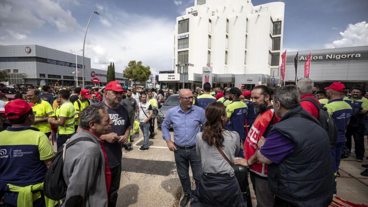 La huelga del metal se detiene tras mediar el Govern y hoy seguirá la negociación | B.RAMON  