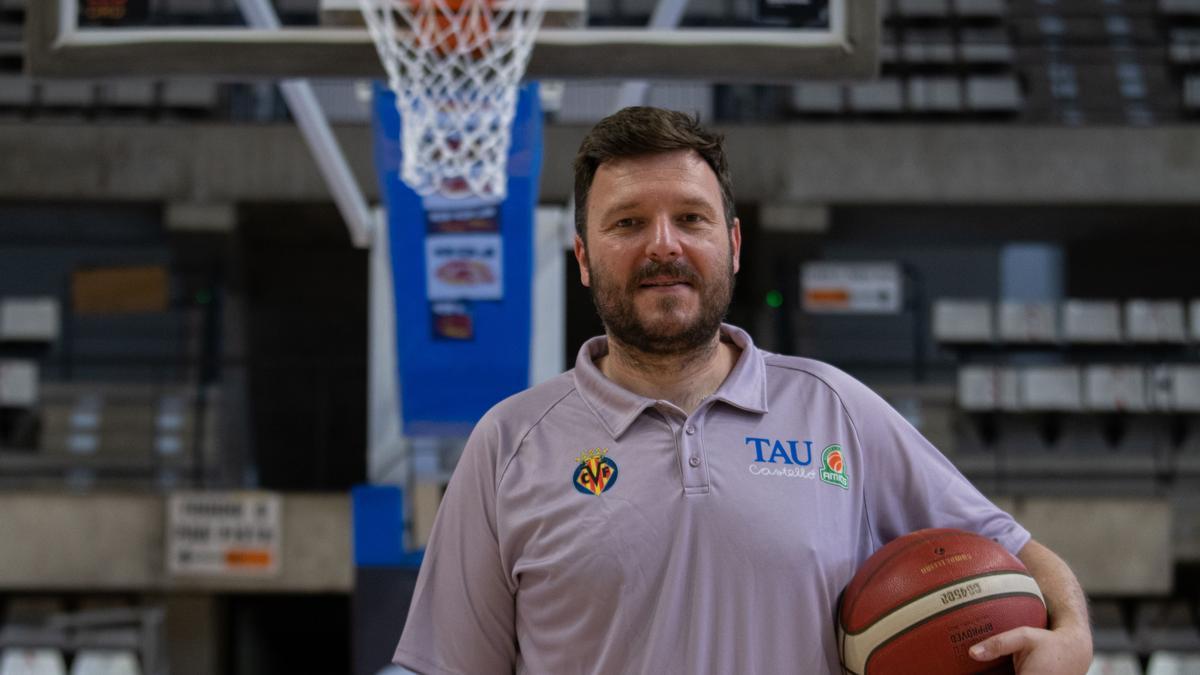 Toni Ten ha llevado al TAU Castelló de liga EBA a pelear por el &#039;play-off&#039; a la ACB.