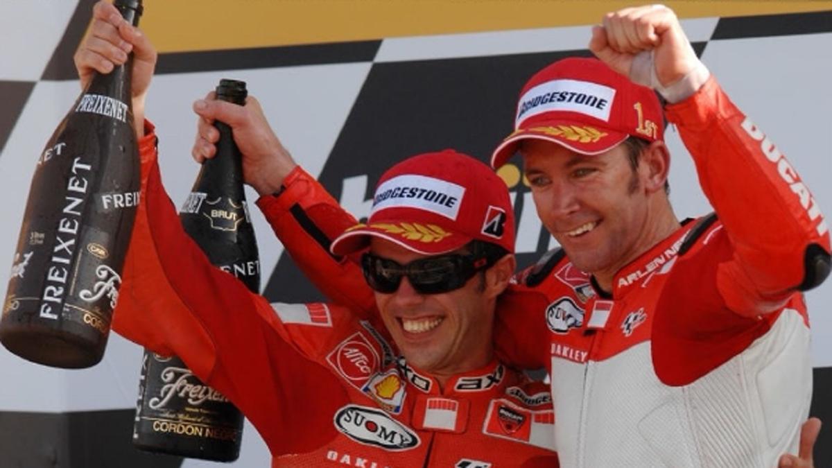 Troy Bayliss, en el podio