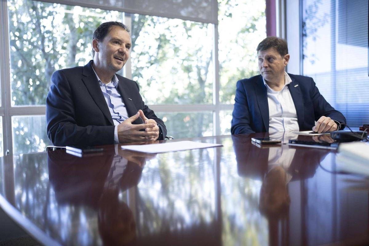 Entrevista con los dirigentes de EBRO, Pedro Calef (derecha) y Rafael Ruiz (izquierda).
