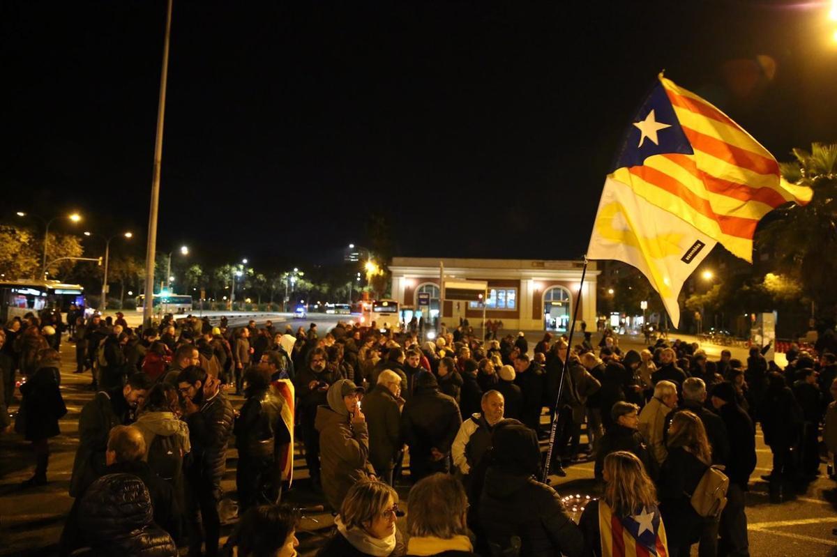 Manifestación en Meridiana con Fabra i Puig, este jueves.
