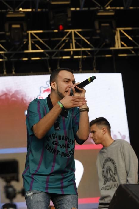 Locura en el corral del gallo gijonés