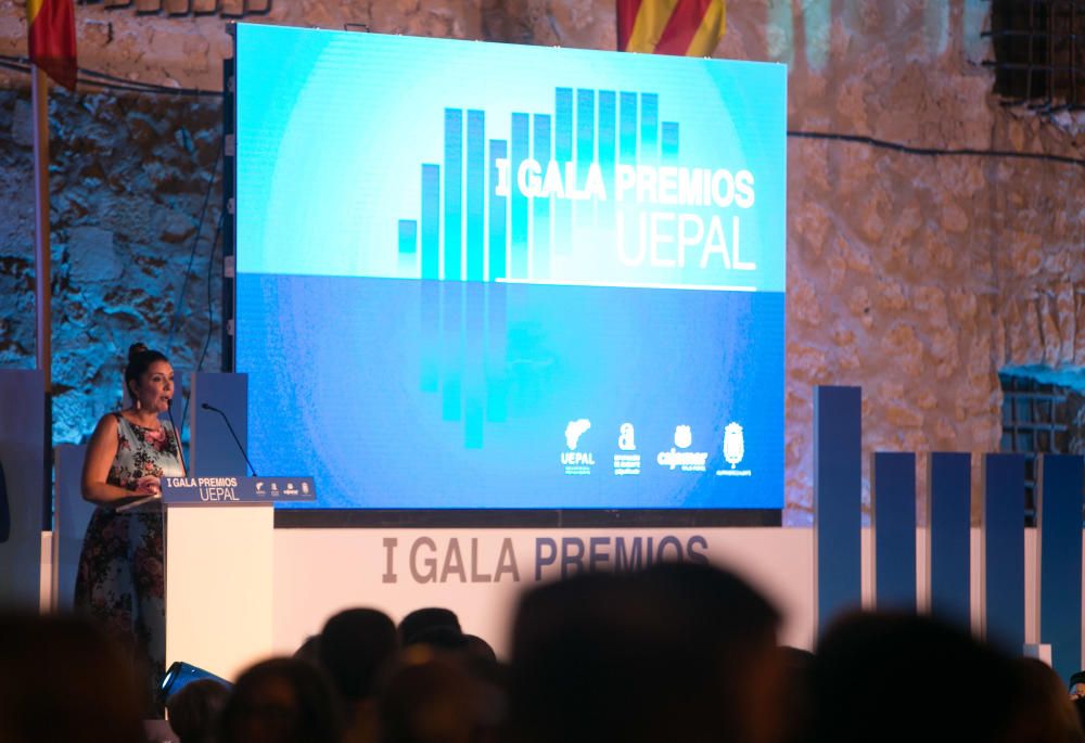 La I Gala de Premios UEPAL escenifica la unidad empresarial de Alicante