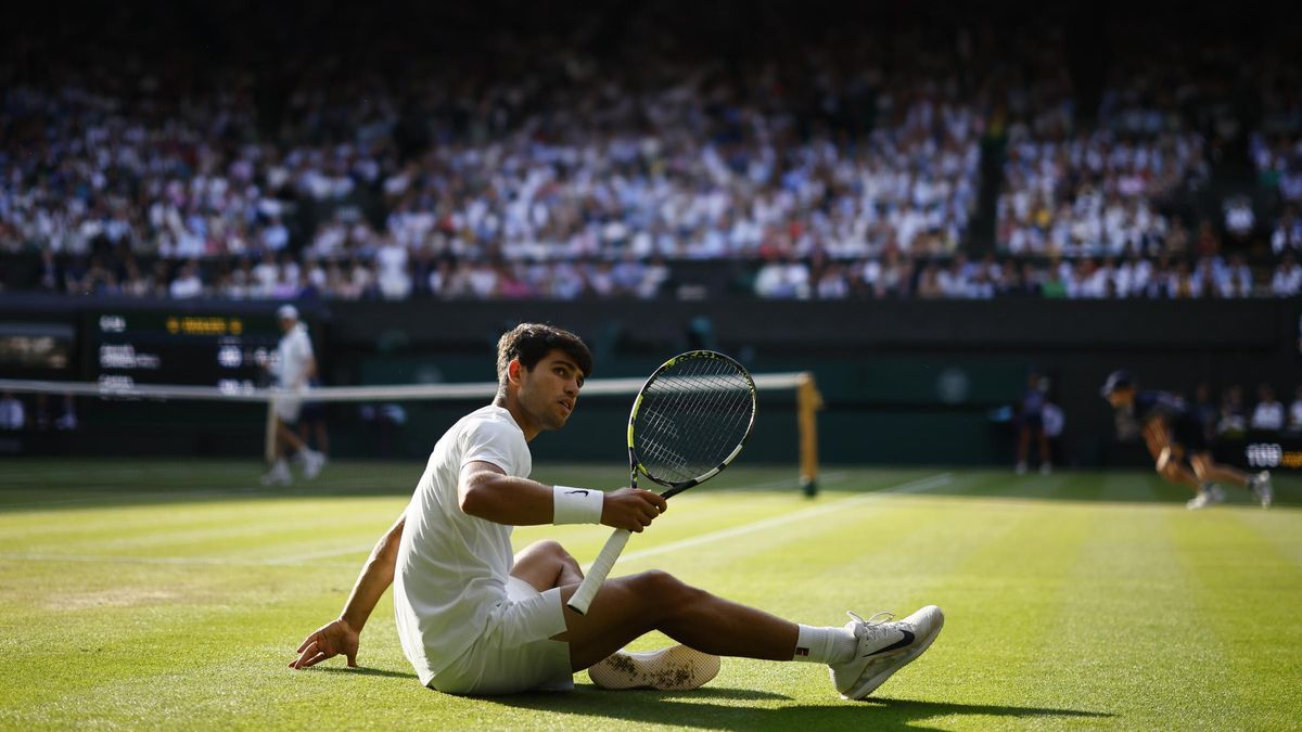 Alcaraz, durante su final de Wimbledon contra Sinner.