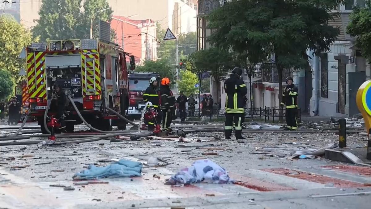 Rusia ataca Kiev con un bombardeo masivo que deja dos muertos y 16 heridos