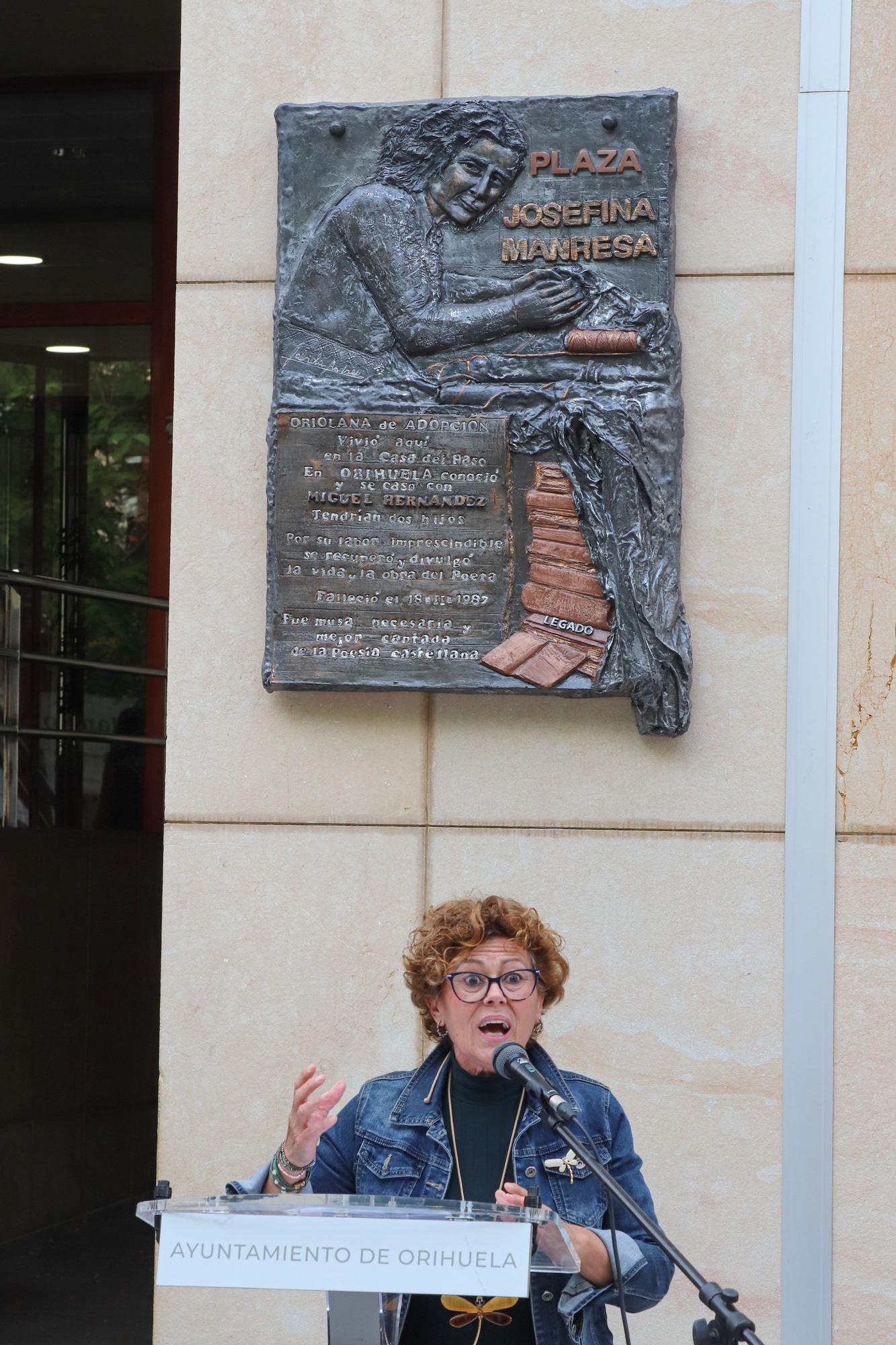 Orihuela le dedica una plaza en homenaje a Josefina Manresa