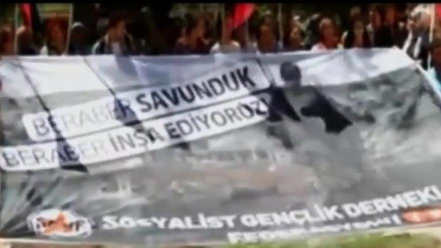 El ISIS atenta brutalmente en Suruç, en Turquía