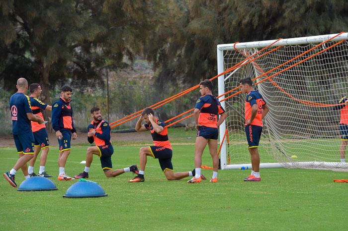 Entrenamiento de la UD en el campo de Las Burras