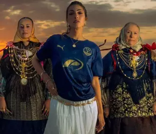 La UD Ibiza y el ‘sold out’ de su camiseta ‘prematch’