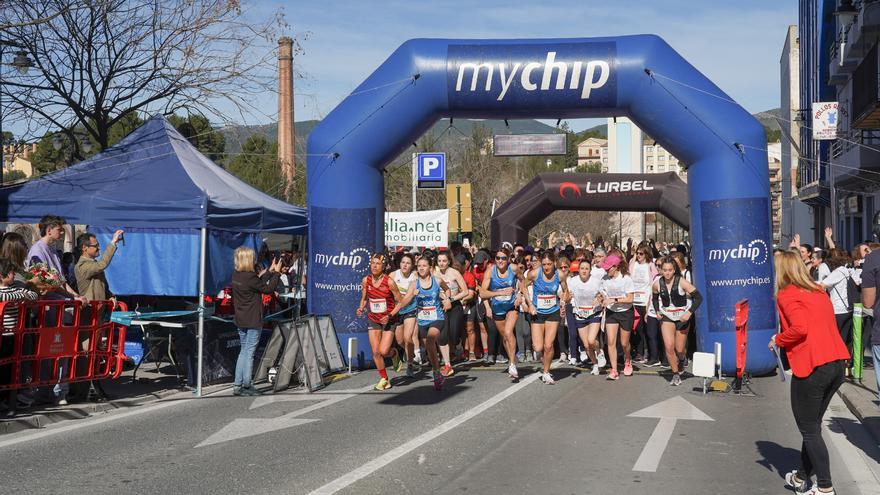 Más de mil personas visibilizan el deporte femenino con la Cursa de la Dona de Ontinyent