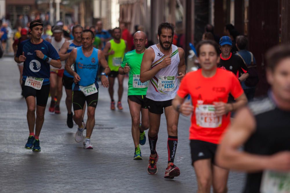 Hassanne Ahouchar gana el 44 maratón de Elche