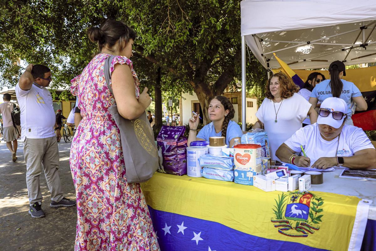 Imágenes de la recogida de donaciones para Venezuela