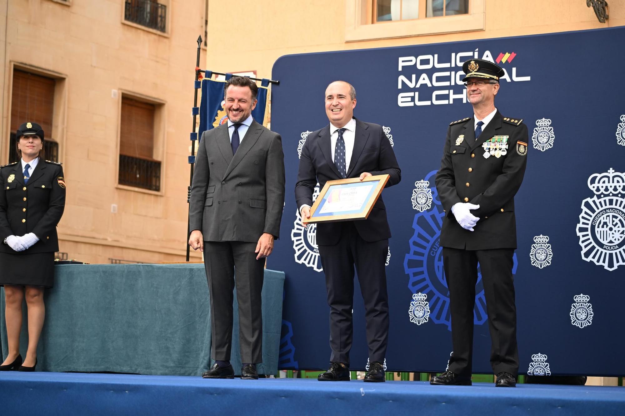 La Policía Nacional de Elche celebre el día de su patrón
