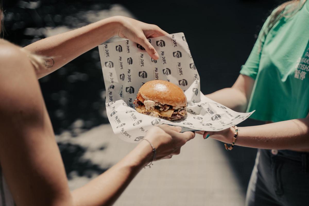 Hamburguesa de Mr. Dope, organizador del certamen.