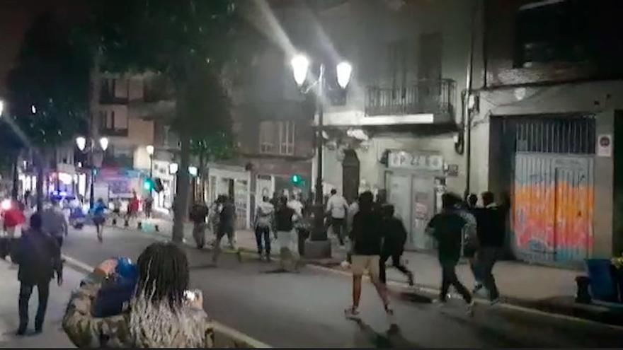 Respeto Asturias denuncia que un menor resultó herido en la trifulca de la calle de El Rosal