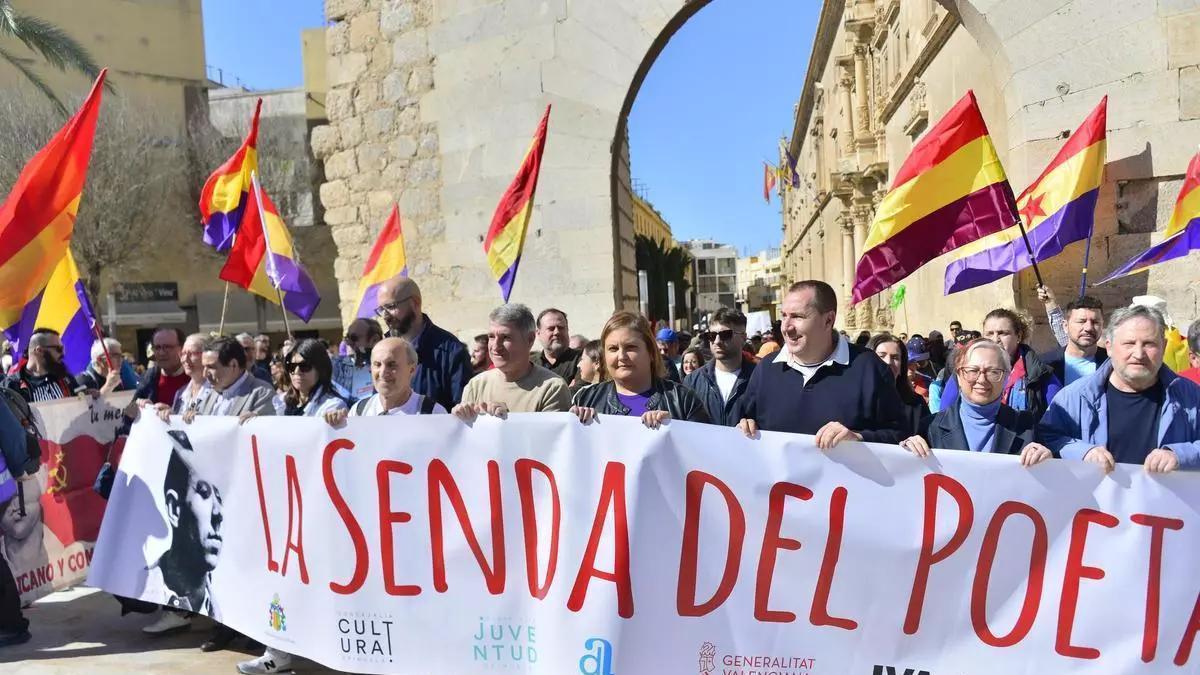 Así fue el inicio de la Senda del Poeta en Orihuela en la última edición