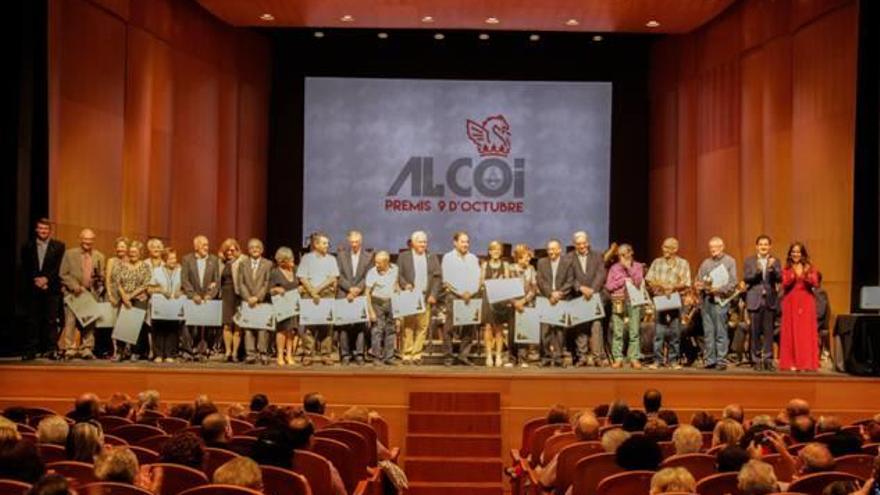 Homenajes y actos institucionales en toda la provincia