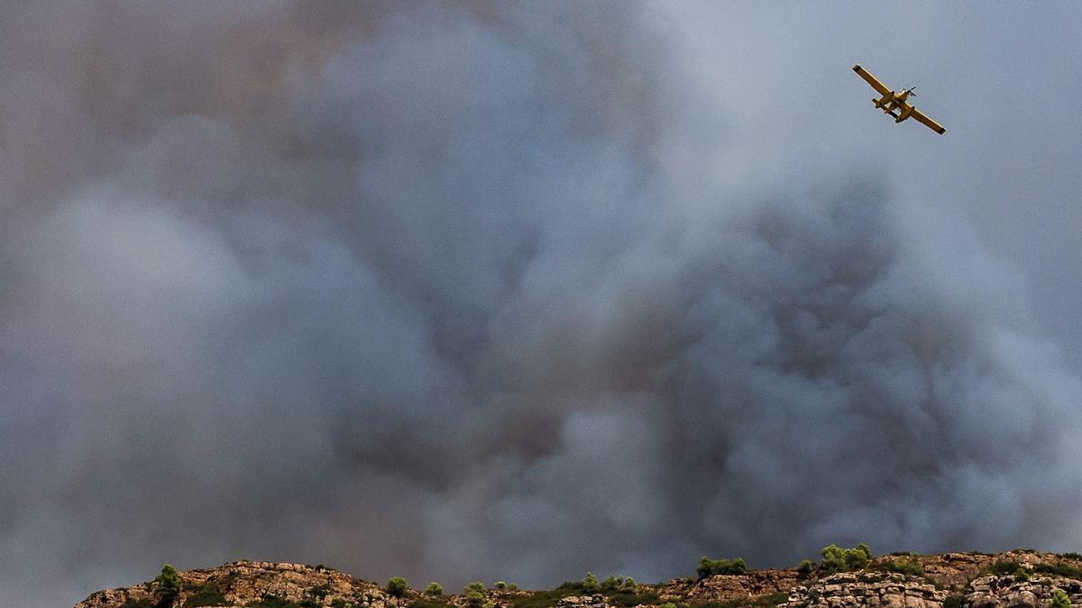Incendi forestal a la serra de la Calderona
